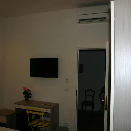 La Piazza Bed & Breakfast