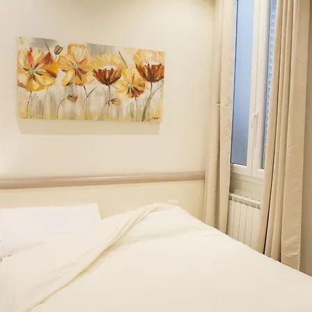 La Piazza * Florence