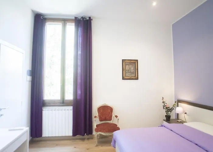 La Piazza Frühstückspension *